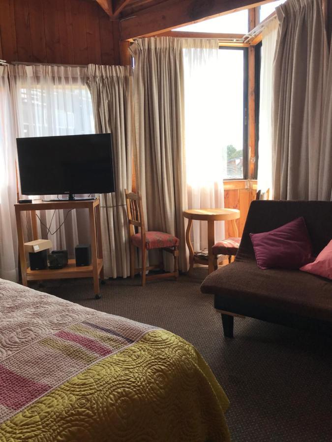 Hotel Los Maitenes Пукон Экстерьер фото